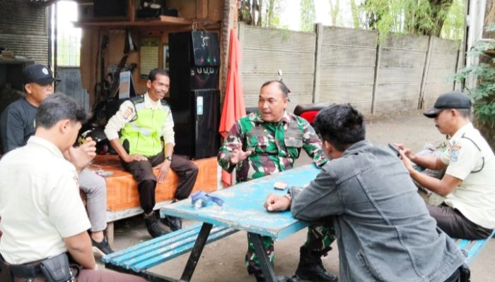 Koramil 2303/Pulomerak Tingkatkan Keamanan dan Ketertiban Wilayah Melalui Kegiatan Komsos