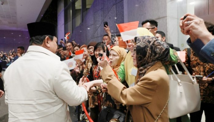 Presiden Prabowo Disambut Meriah oleh Mahasiswa Doktoral Indonesia Saat Kunjungan ke Sydney