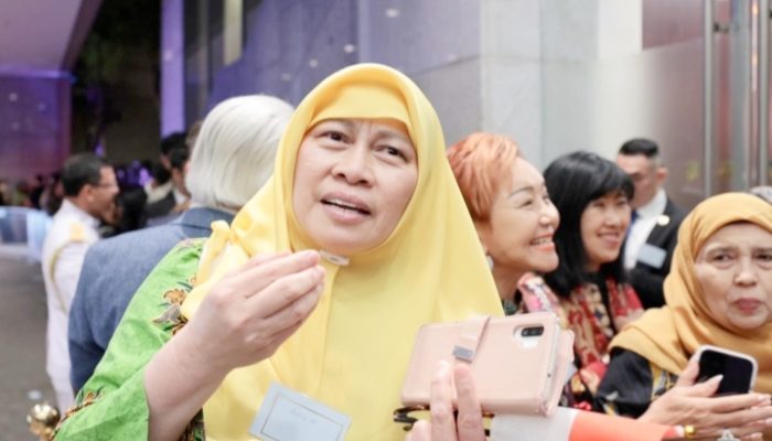 Momen Haru di Sydney, Warga Indonesia Bahagia Bisa Berjabat Tangan dengan Presiden Prabowo