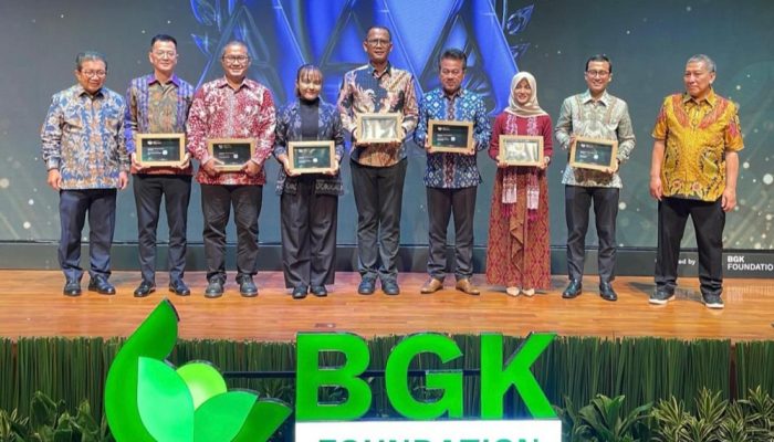 PT Timah Raih Penghargaan ESG Leadership AAA 2025, Bukti Serius Jalankan Tambang Berkelanjutan