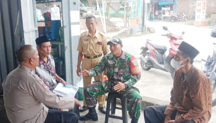 Babinsa Koramil 2307/Ciwandan Gelar Komsos Bahas Antisipasi Banjir dan Kebersihan Lingkungan