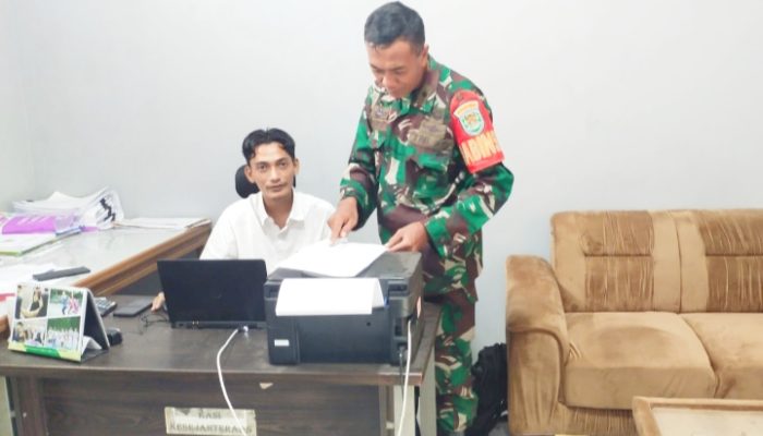 Koramil 2304/Anyar Gelar Karya Bakti Bersama Warga di Dua Desa