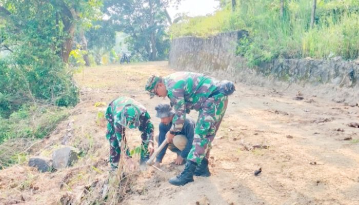 Koramil 2302/Bojonegara Gelar Kegiatan Karbak di Dua Lokasi