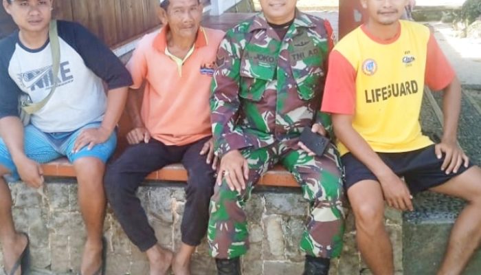 Koramil 2305/Cinangka Gelar Komsos Bahas Kebersihan dan Antisipasi Musim Hujan