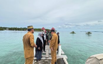 Usai Viral di Medsos, Gubernur dan Wakil Bupati Basel Tinjau Dermaga Rusak di Pulau Kelapan