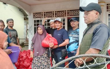 PT Timah Tbk dan Mitra Salurkan 550 Paket Sembako ke Warga Tanjung Ratu