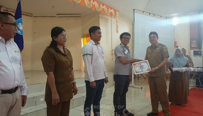 PT Timah Terima Penghargaan Wajib Pajak Terbesar dari Pemkab Bangka Barat