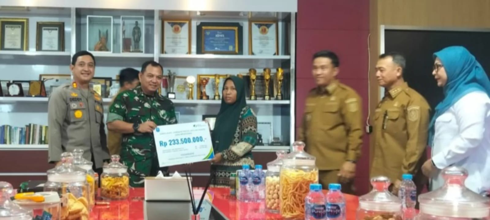 Keluarga Nelayan di Bangka Dapat Santunan dan Beasiswa dari BPJS Ketenagakerjaan PT Timah