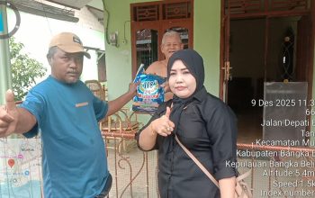 Saat Bupati Sibuk Bahas Anggaran Atasi Banjir Rob di Mentok, Relawan Justru Lebih Cepat Bantu Warga 