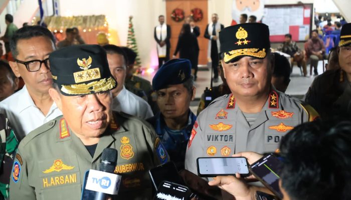 Kapolda dan Gubernur Babel Pantau Gereja di Pangkalpinang, Pastikan Ibadah Malam Natal 2025 Aman