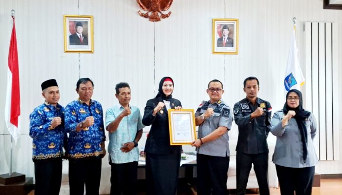 Nanas Bikang Bangka Selatan Resmi Kantongi Sertifikat Indikasi Geografis