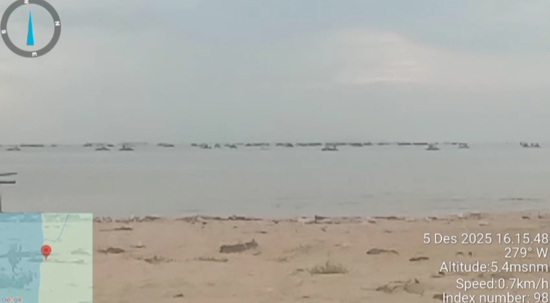 Sehari Usai Dirazia, Ratusan Ponton Ilegal Kembali Serbu Perairan Tembelok-Keranggan