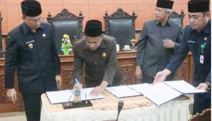 DPRD Bangka Tengah Sahkan Propemperda 2026, Ini Rinciannya
