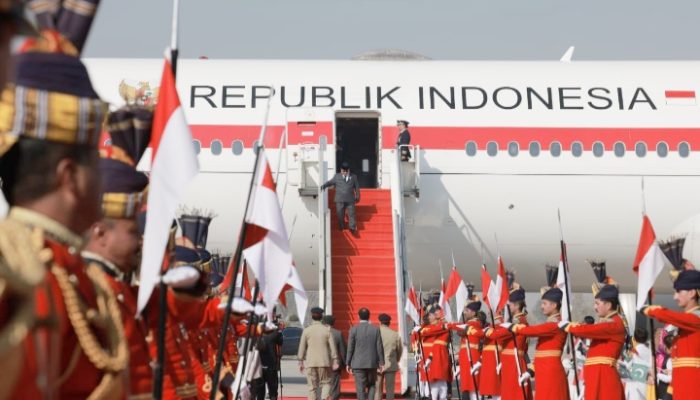 Lawatan ke Pakistan, Prabowo Diterima Langsung Presiden Zardari dan PM Shehbaz Sharif