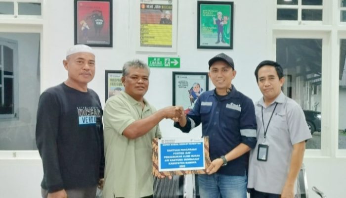 PT Timah Bantu Nelayan Atasi Pendangkalan Muara Air Kantung