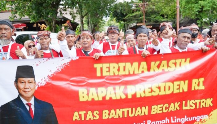 Dapat Becak Listrik dari Prabowo, Penarik Lansia di Solo: Ini Baru Presiden Indonesia!