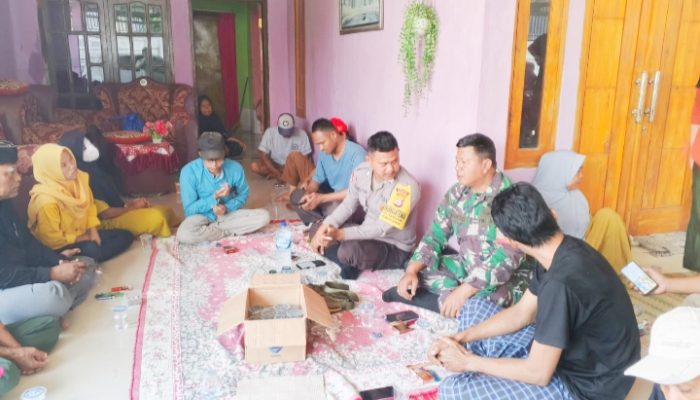 Babinsa Koramil 2304/Anyar Aktif Dukung Pembangunan Wilayah Lewat Pendataan UMKM dan Stunting
