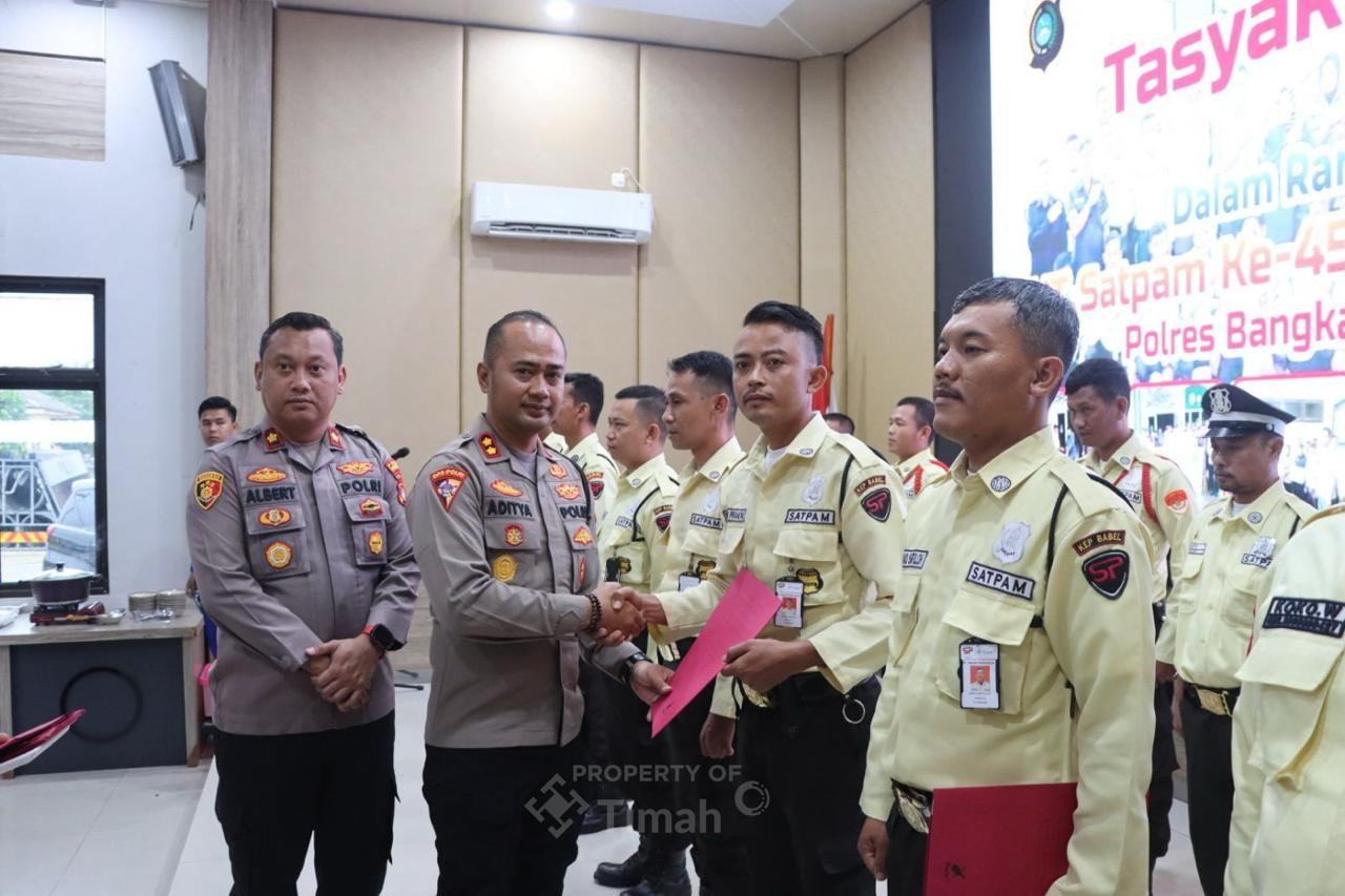 Sembilan Satpam PT Timah Terima Penghargaan dari Polres Bangka Barat