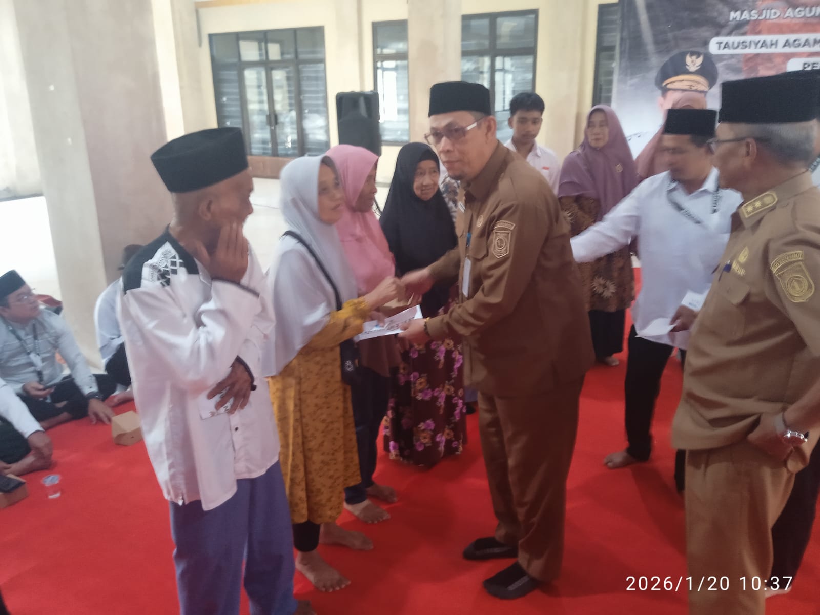 Ustadz Yasir Mustafa: Pembangunan Umat Harus Dimulai dari Zakat