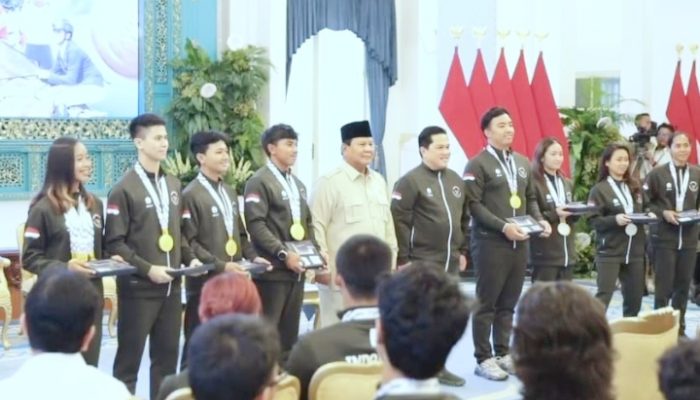Beri Bonus ke Atlet SEA Games, Prabowo: Gunakan untuk Tabungan Masa Depan