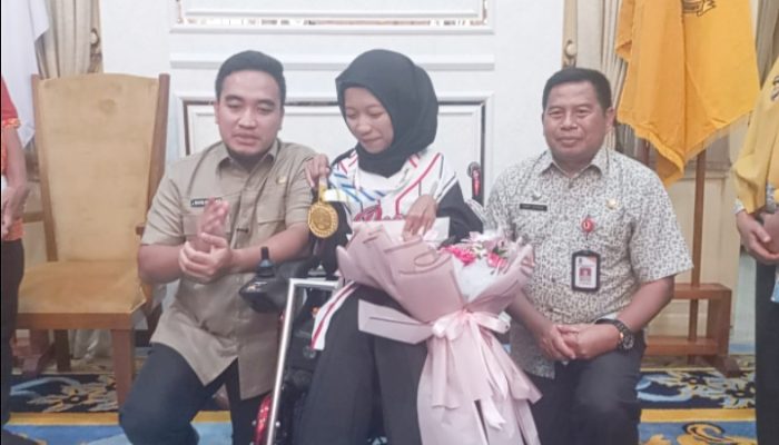 Sambut Atlet Paralympic Peraih Emas di Rumah Dinas, Robinsar Ungkapkan Rasa Bangga