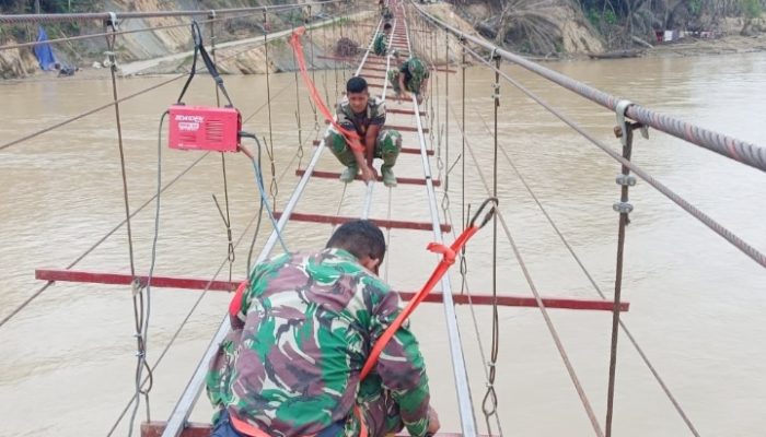 Pascabencana, Jembatan Gantung TNI Mulai Sambungkan Desa-Desa Terpencil di Aceh