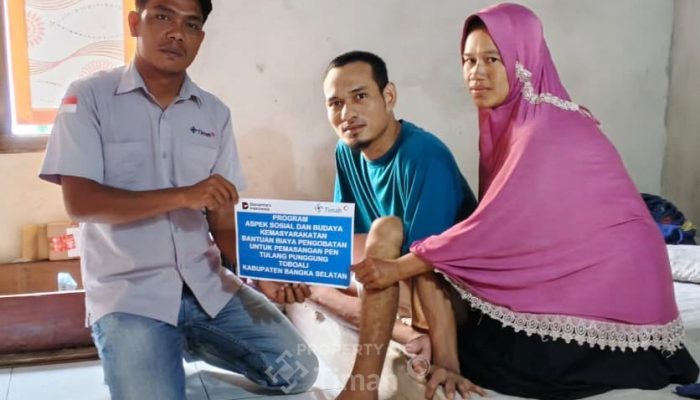 PT Timah Bantu Biaya Pengobatan Warga Bangka Selatan yang Lumpuh Akibat Kecelakaan