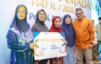 PT Timah Berbagi Paket Sembako untuk Warga Bangka