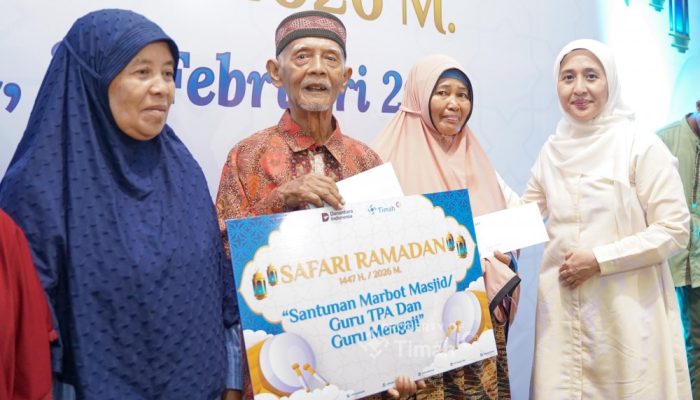 PT Timah Berbagi Kebahagiaan dengan Guru Ngaji dan Marbot Masjid