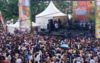 Andika Kangen Band Meriahkan Festival Perang Ketupat Tempilang 2026