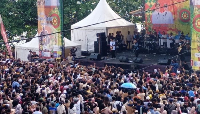 Andika Kangen Band Meriahkan Festival Perang Ketupat Tempilang 2026