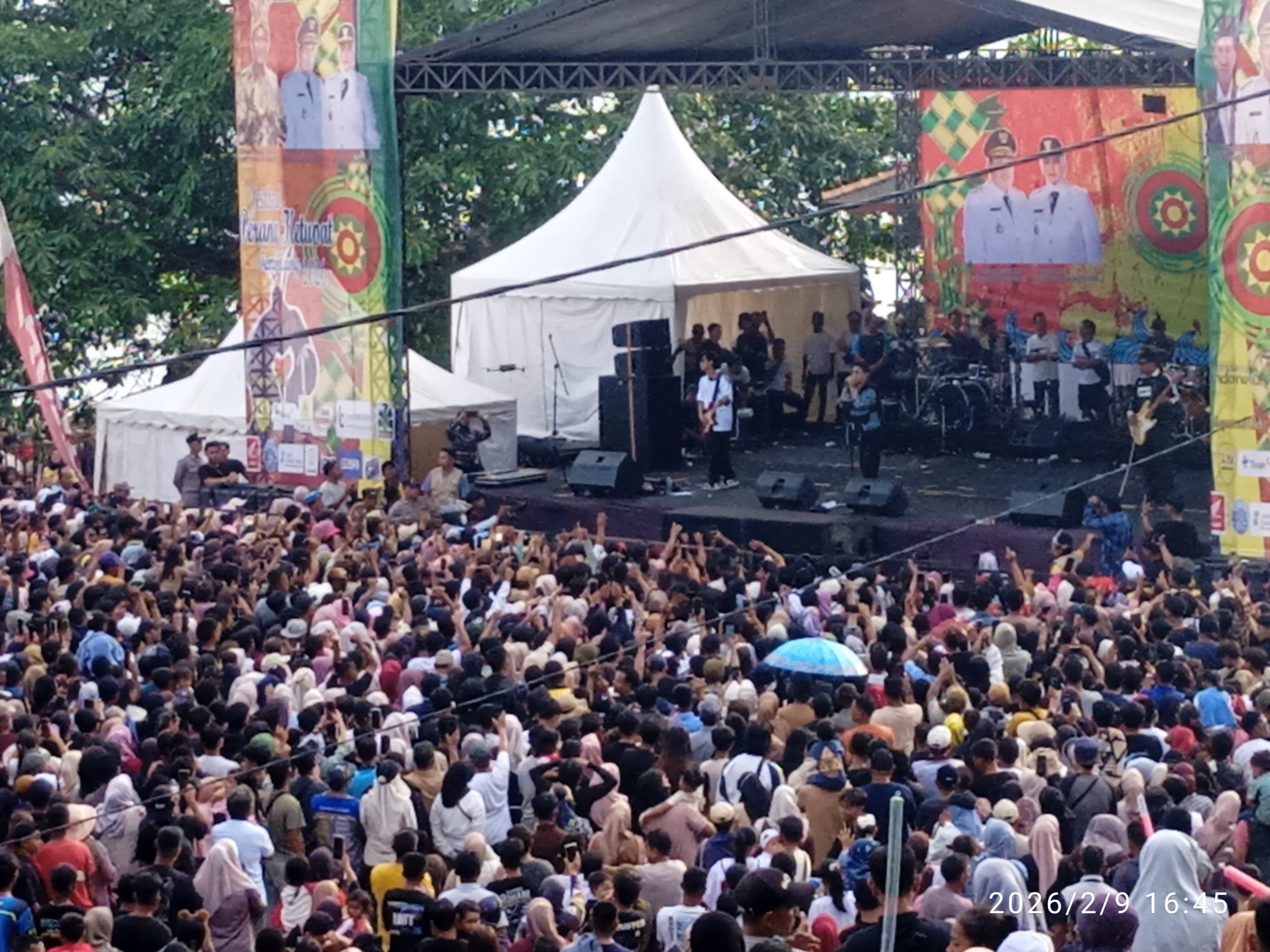 Andika Kangen Band Meriahkan Festival Perang Ketupat Tempilang 2026