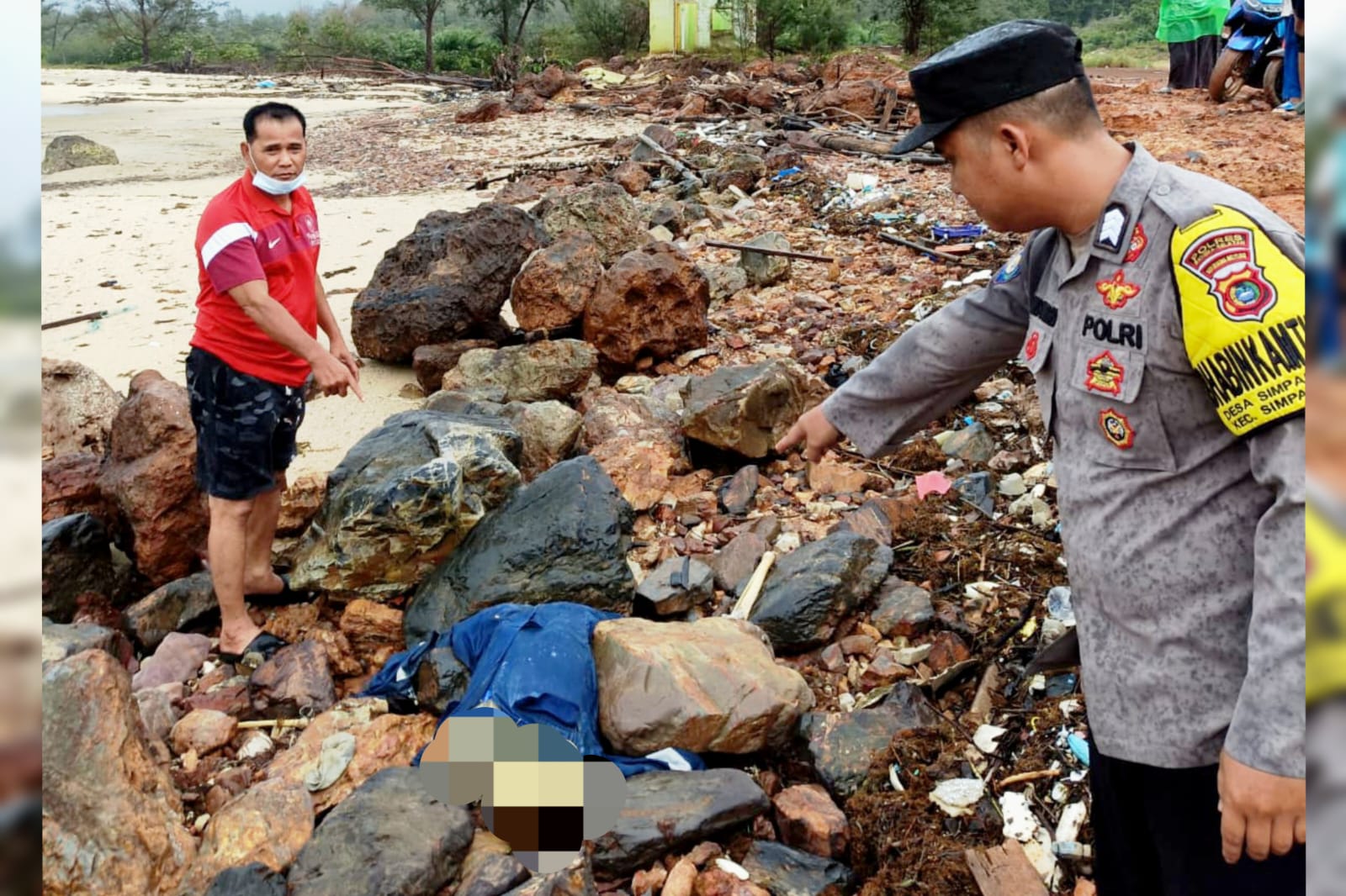 Geger, Mayat Tinggal Tengkorak Ditemukan di Karang Pantai Sebagin