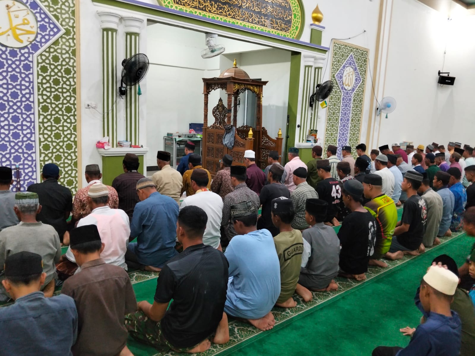 Manunggal Rohani, Satgas TMMD Ke-127 Sholat Magrib dan Tahlilan Bersama Warga Penutuk