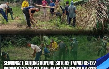 TNI dan Warga Bersatu, Akses Desa Penutuk Dibersihkan Lewat Program TMMD Ke-127