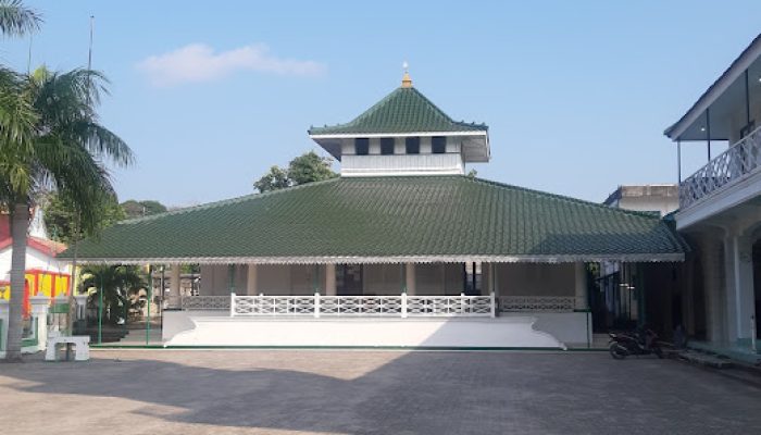 Ramadhan 2026, Masjid Jami Kota Mentok Jadi Saksi Islamisasi dan Simbol Toleransi