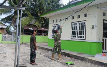Demi Ibadah Lebih Khusyuk, Satgas TMMD Percepat Rehab Mushola di Pulau Lepar