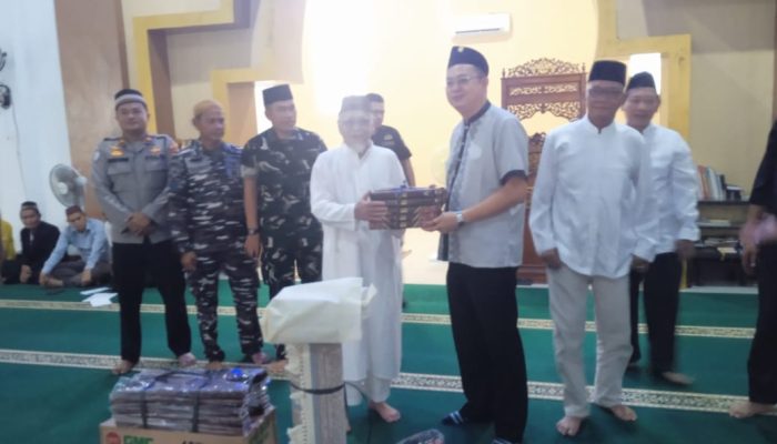 Safari Ramadhan di Desa Puput, Markus Tegaskan Santunan Sosial dan Toleransi Pilar Bangka Barat