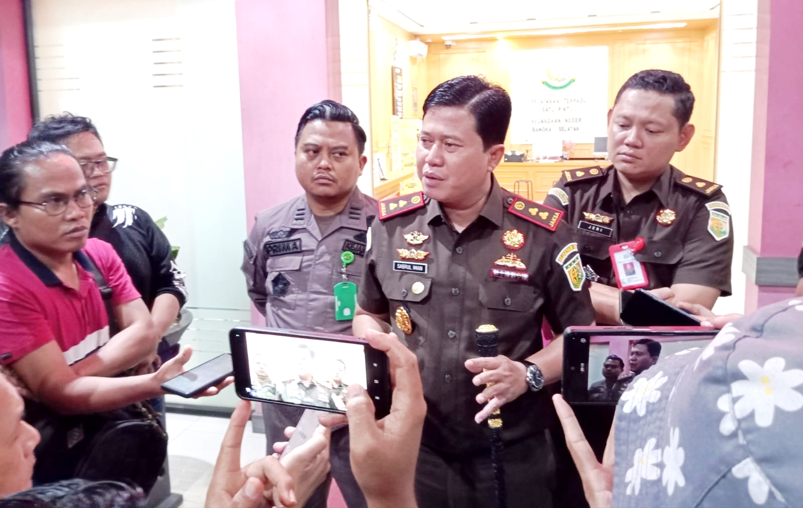 Usai Bongkar Tipikor Mafia Tanah Rp45,9 M dan Satpol PP, Kajari Basel Sabrul Iman Dimutasi ke Magetan
