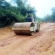 Gunakan Alat Berat, Jalan Persawahan 5,5 Km TMMD di Desa Penutuk Pulau Lepar Masuk Tahap Pemadatan