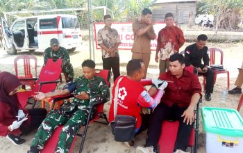 TMMD ke-127 Gelar Donor Darah di Desa Penutuk, TNI-Polri dan Warga Ikut Berpartisipasi
