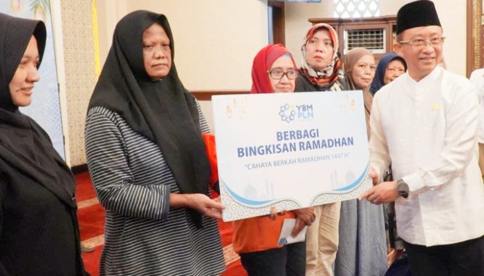 Yayasan Baitul Maal PLN Salurkan 45 Ribu Paket Bingkisan Ramadan