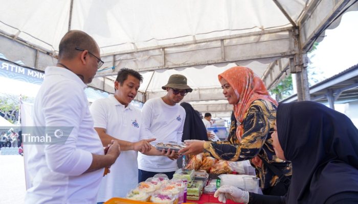 PT Timah Libatkan UMKM Lokal di Safari Ramadan Mentok, Pesanan Produk Camilan Capai 790 Bungkus