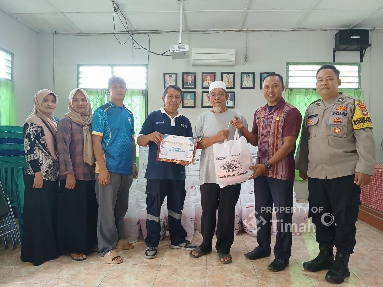 Ringankan Beban Warga saat Ramadan, PT Timah Bagikan 600 Paket Sembako di Bangka Barat