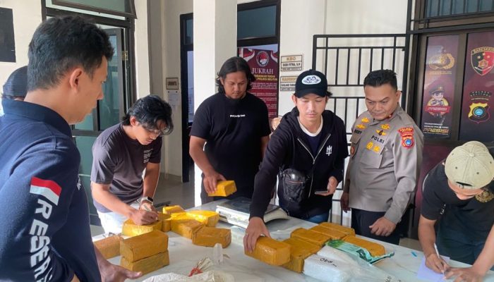 20 Paket Diduga Sabu Seberat 21 Kg Ditemukan Mengapung di Laut Selat Nasik Belitung
