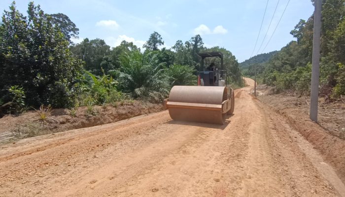 Jalan Persawahan 5,5 Km Desa Penutuk Rampung, Warga: Terima Kasih Satgas TMMD Kodim 0432 Basel