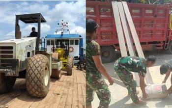 Demi Bangun Desa Terluar, Satgas TMMD Angkut PC hingga Semen Pakai Kapal Kayu ke Pulau Lepar