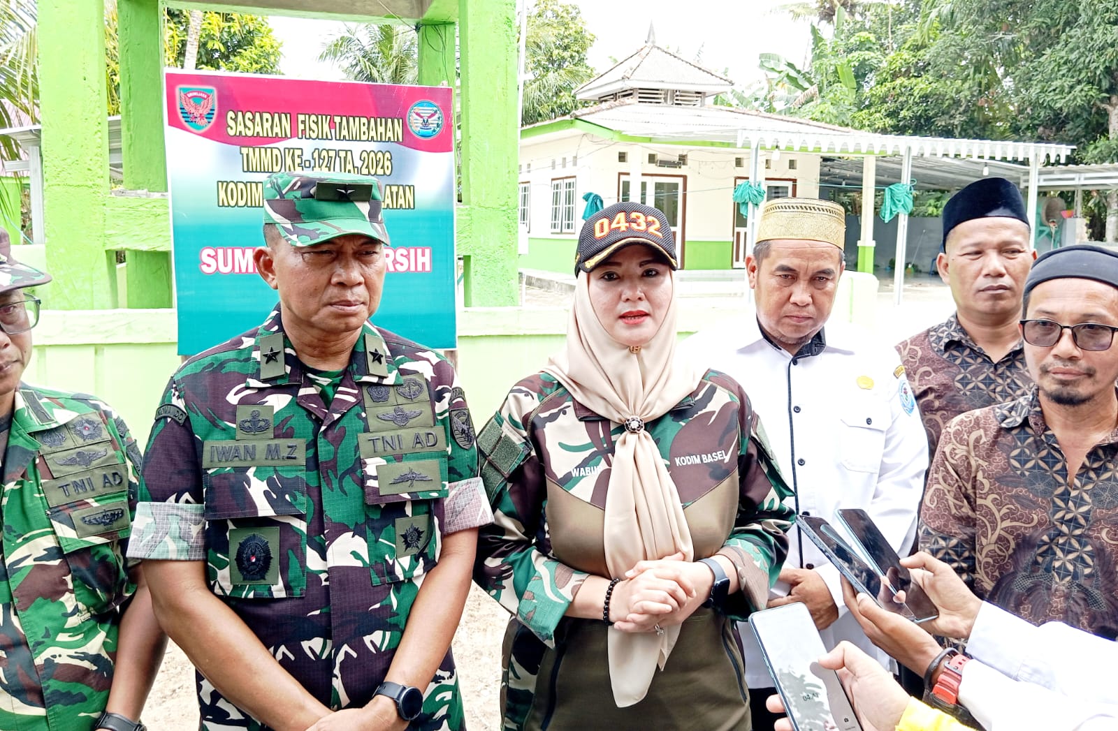 Debby Vita Dewi Apresiasi TMMD Kodim 0432 Basel, Dinilai Bantu Buka Akses Infrastruktur Desa