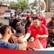KONI Bangka Selatan Turun ke Jalan, Bagikan 200 Takjil untuk Pengendara di Simpang Gesos Toboali