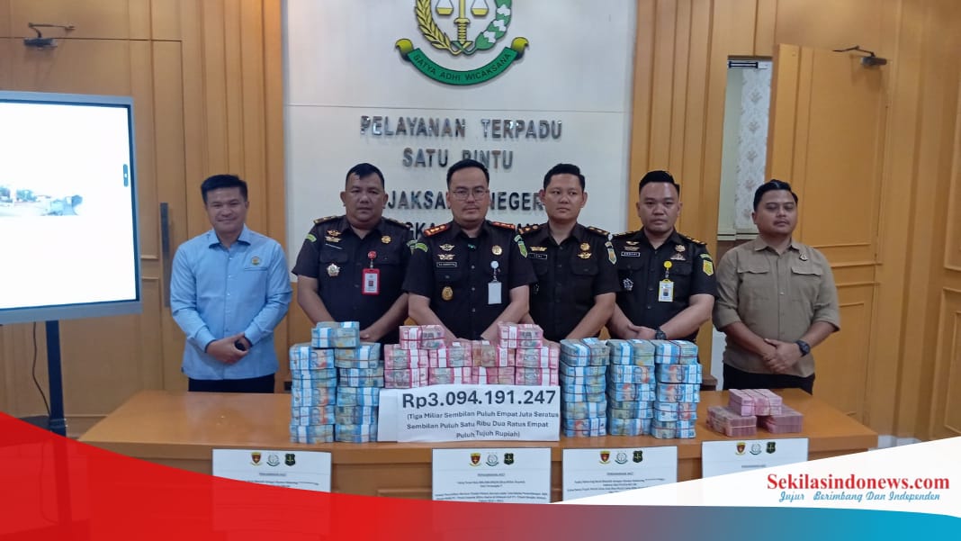 Jejak Duit Korupsi Timah Diburu, Kejari Basel Sita Uang Rp3 M, 2 SPBU dan 2 Ruko dari Tersangka